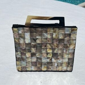 Vintage Mod by Design abalone shell purse handbag (80s)